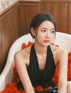 嫖农村40的妇女舒服正在播放