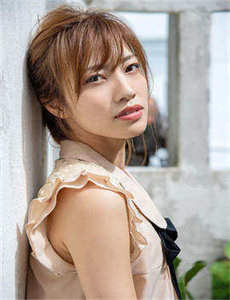 适婚女郎