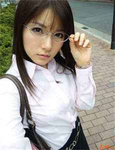 瞒骗 2021