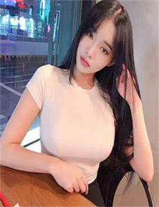 她来自胡志明市电影