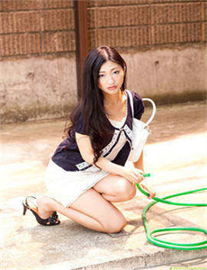 美女操穴