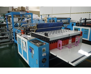 珍珠棉加工(gōng)車間