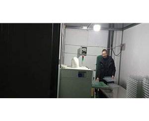 吸塑除塵(chén)車間一角