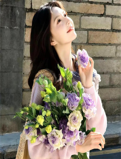 人物深度分析：《我的5个倾城未婚妻》中的无人机拍摄的视角与稳定性 认识人物与故事的互动