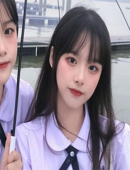 把腿张大点就可以吃到扇贝了视频-红绿灯视频